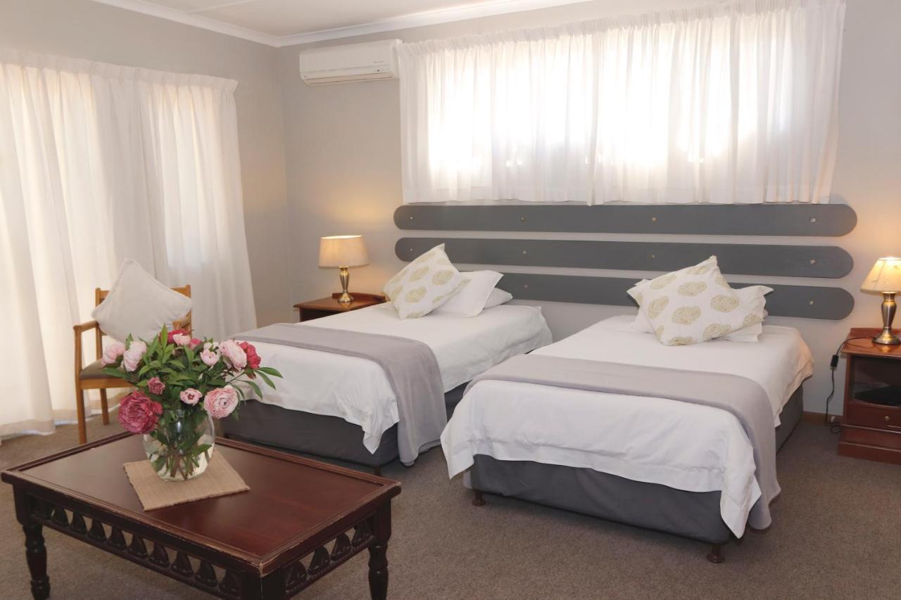 The Village Guesthouse Ceres Extérieur photo